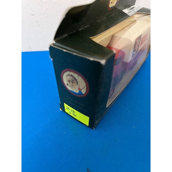 LLEDO Diecast 1934 Mack Canvas Delivery Truck Norman Rockwell Promo DG28 NEW - Picture 4 of 6